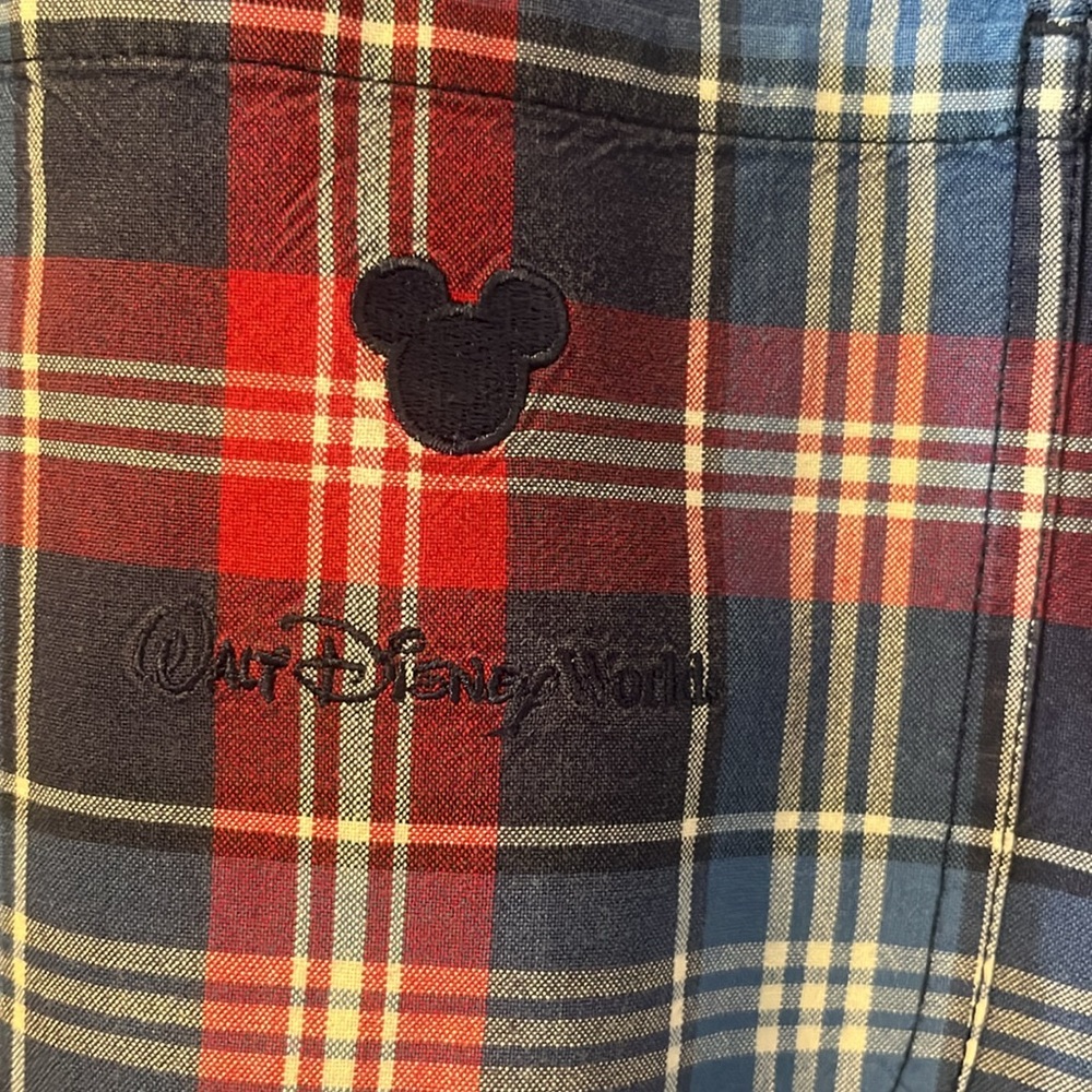 Disney World Parks Mickey Mouse Plaid Button Short Sleeve Shirt Men’s XL

D